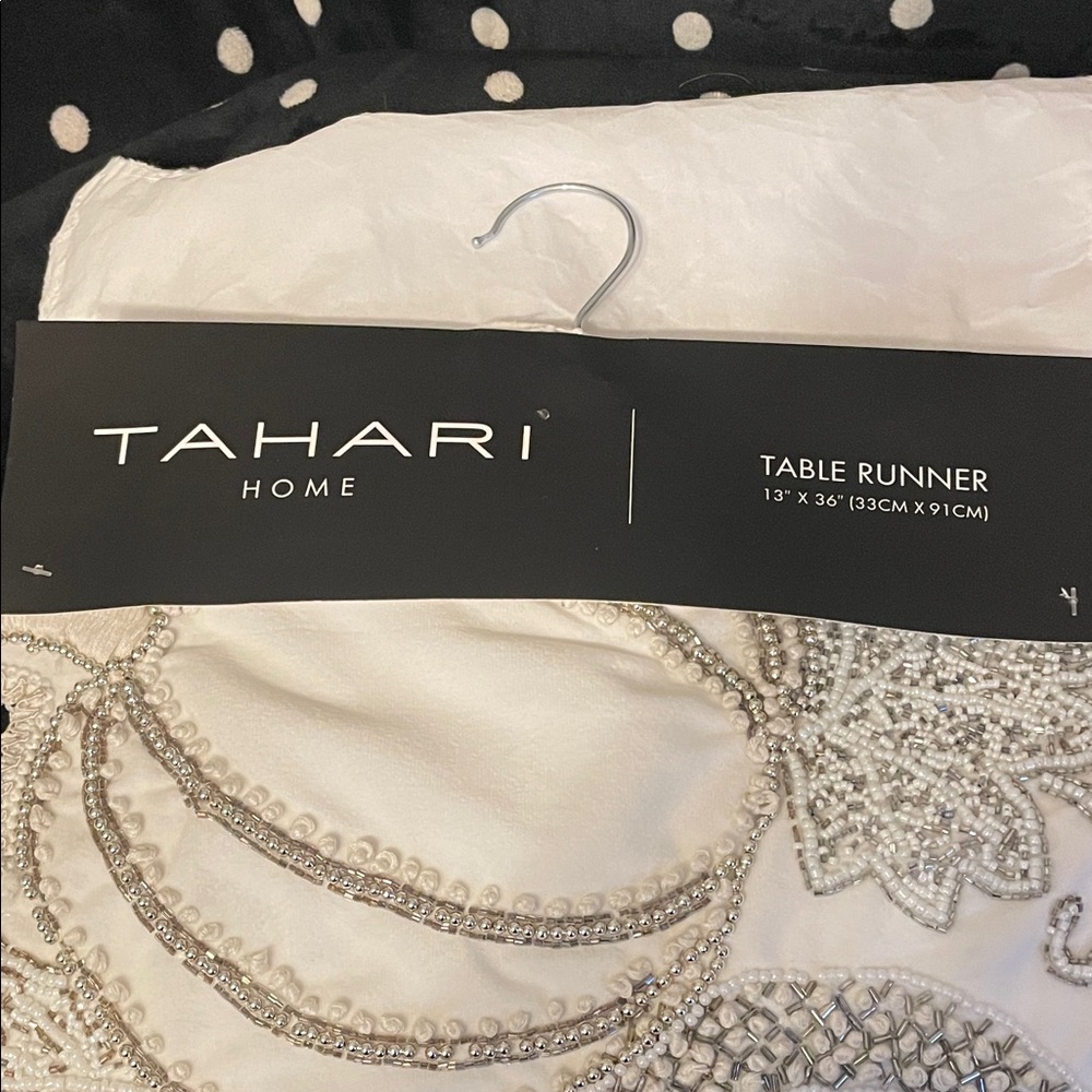Tahari White and Silver Embroidered Table Runner (NEW)